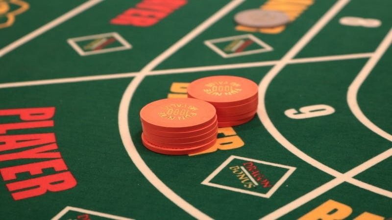 Cách Chơi Baccarat - Chiến Lược và Mẹo Để Đạt Thành Công